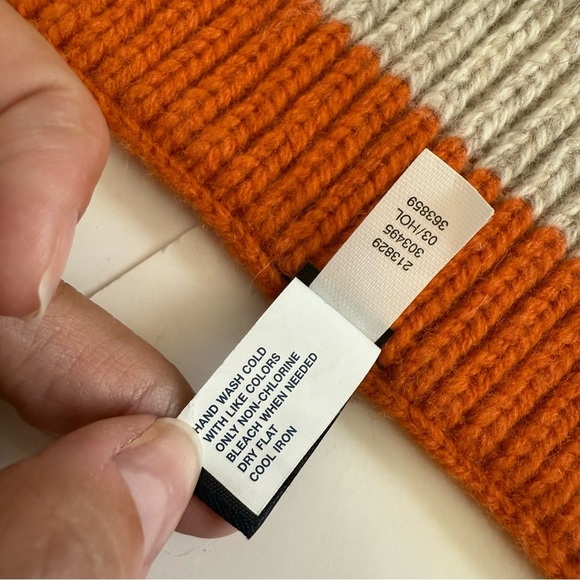 GAP 100% Lambswool Wide Stripe Knit Orange Tan Scarf - Picture 6 of 9